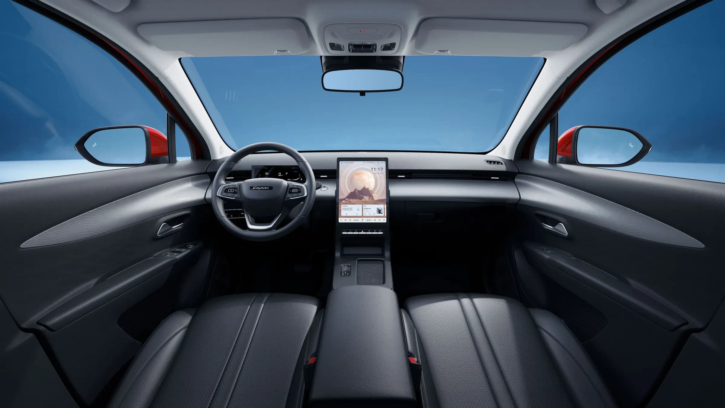 Lepas L4 interior — Dual-tone interior